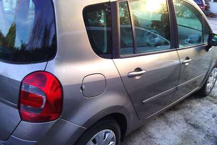 Renault Modus 175.766 km 1.111 &euro; Mannheim 68309