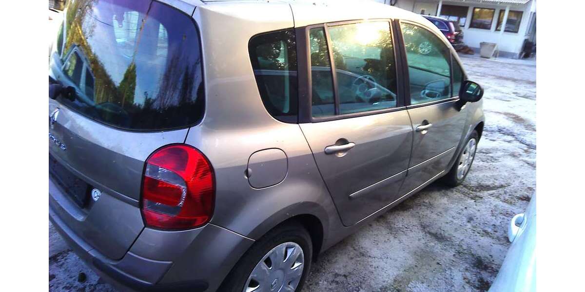 Renault Modus 175.766 km 1.111 &euro; Mannheim 68309