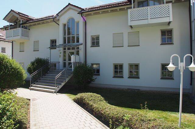 Etagenwohnung Zwiesel - 3 Zimmer, 74 m&sup2;, 139.000&euro; | Angebot:26850911