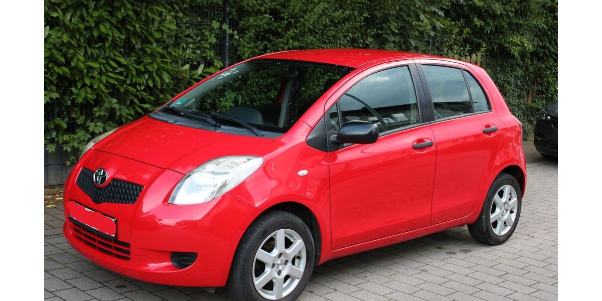 Toyota Yaris 155.000 km 3.350 &euro; Vinningen 66957