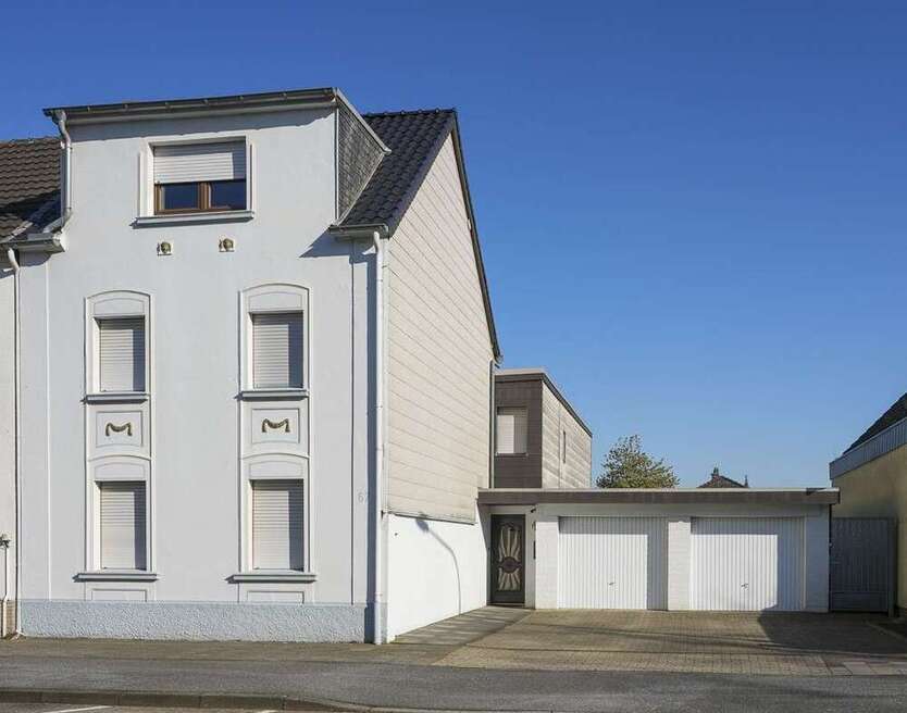 Haus zum Kaufen in Düren- Arnoldsweiler 289.000 € 152 m²