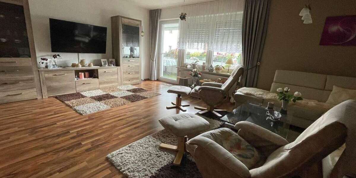 Etagenwohnung Osnabrück Gretesch - 3 Zimmer, 94 m&sup2;, 900&euro; | Angebot:27336455