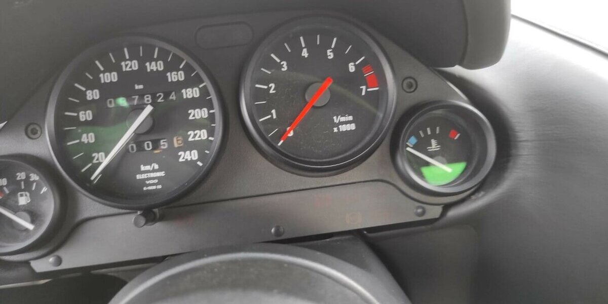 BMW Z1 87.824 km 47.500 &euro; Höchstenbach 57629