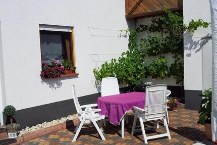 Helle Einliegerwohnung, 2 Zimmer, Bad, sep. Eingang in Trimbs 2 zimmer