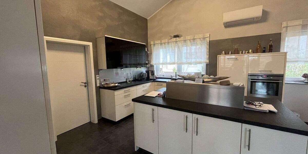 Mehrfamilienhaus, Wohnhaus Reiskirchen Hattenrod - 1 Zimmer, 387 m&sup2;, 895.000&euro; | Angebot:25721125