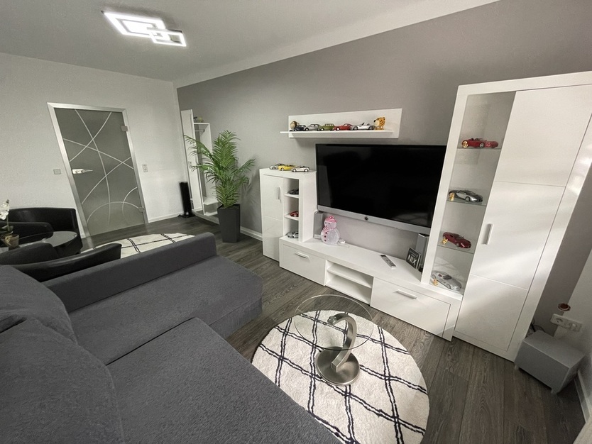 Traumhaftes Anwesen! modernes Wohnen und Arbeiten mit Pool, Einliegerwohnung, Werkstatt und mehr 5 zimmer