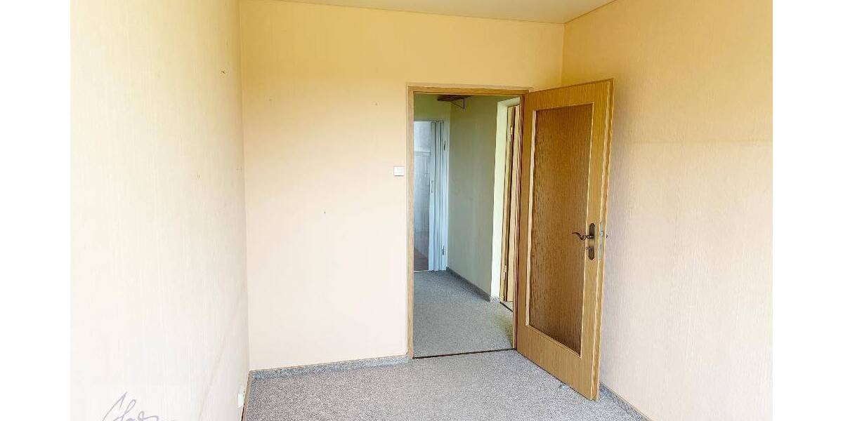 Etagenwohnung Zeithain - 3 Zimmer, 57 m&sup2;, 23.000&euro; | Angebot:26904035