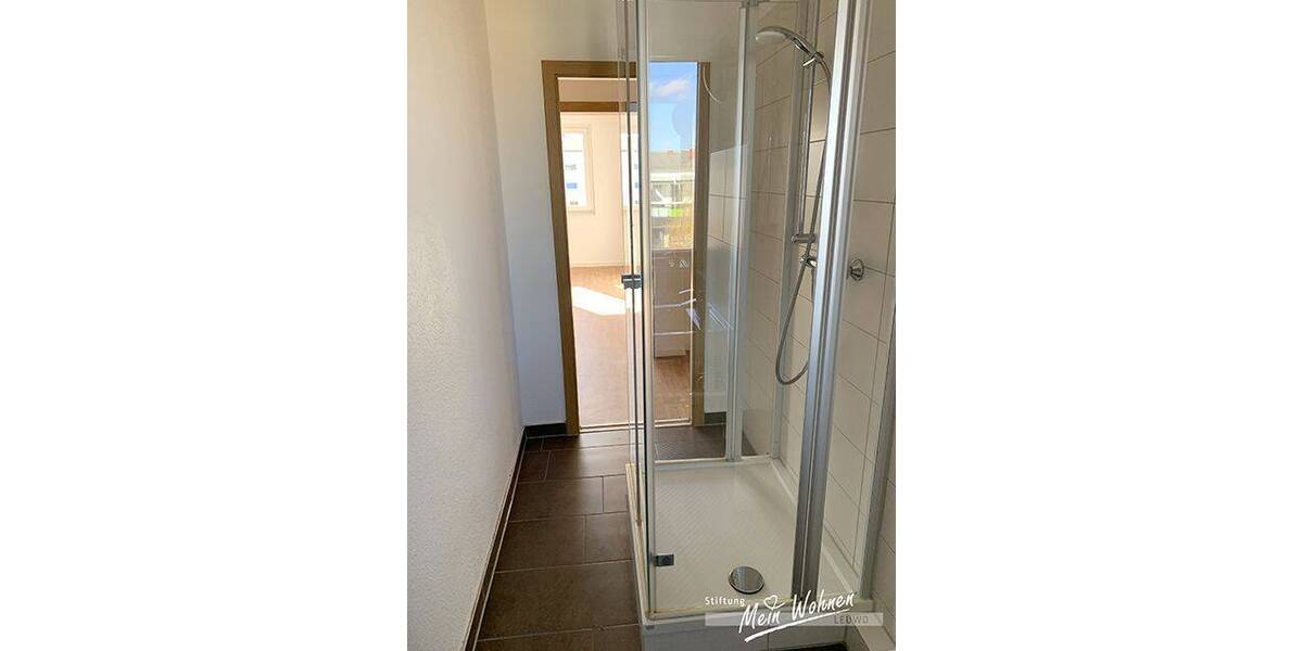 Etagenwohnung Bad Dürrenberg - 4 Zimmer, 76 m&sup2;, 490&euro; | Angebot:26879010