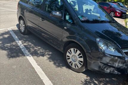 Opel Zafira 118.000 km 5.700 &euro; Puchheim 82178