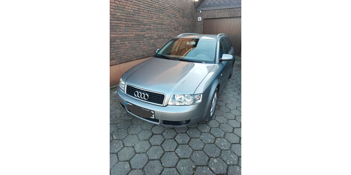 Audi A4 198.233 km 2.500 &euro; Hamburg 22119
