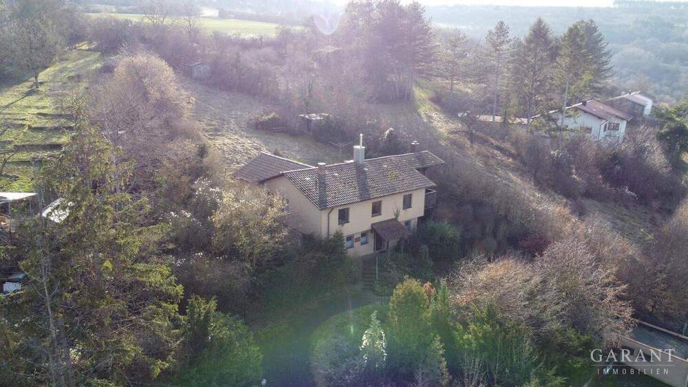 Einfamilienhaus Hammelburg Pfaffenhausen - 4 Zimmer, 165 m&sup2;, 220.000&euro; | Angebot:25835324