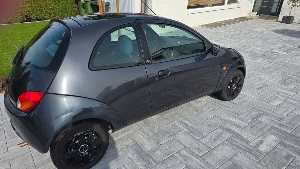 Ford Ka/Ka+ 118.000 km 2.990 € Niedernhall 74676