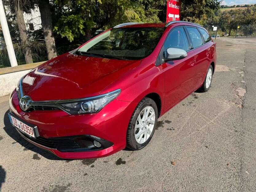Toyota Auris 104.750 km 9.200 € Dreisen 67816