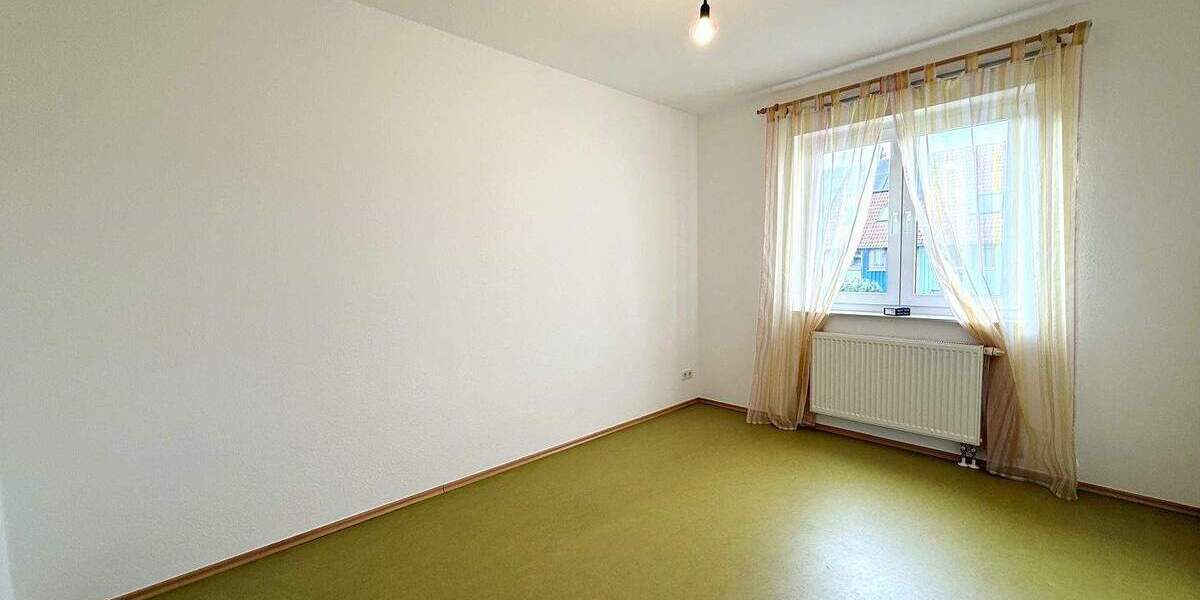 Etagenwohnung Göttingen Geismar - 4 Zimmer, 95 m&sup2;, 1.190&euro; | Angebot:25387151