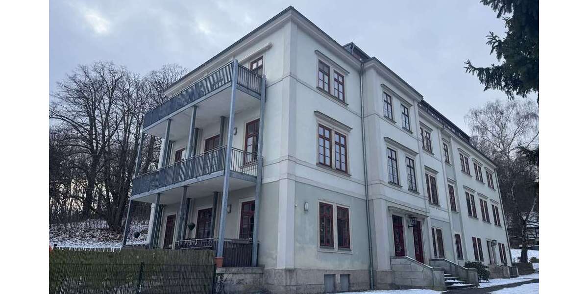 Wohnung zum Mieten in Radebeul 1.995 € 157.45 m² 5 zimmer