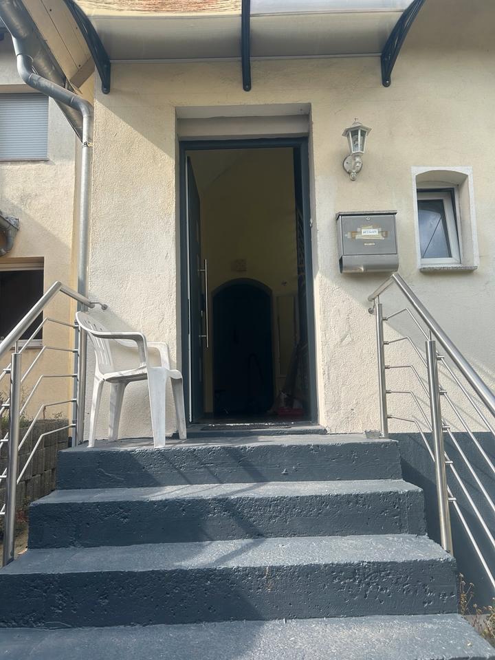 Haus mieten mit Garten 4 Personen bevorzugt!!&&&&