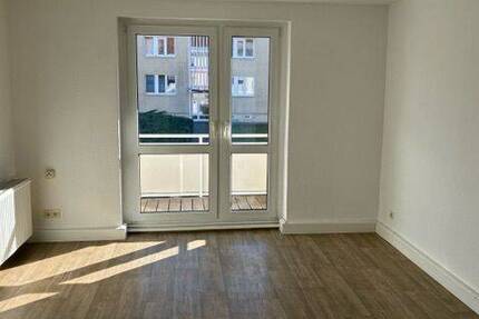 Wohnung Naumburg (Saale) Bad Kösen - 2 Zimmer, 45 m&sup2;, 307&euro; | Angebot:26378342