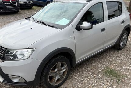 Dacia Sandero 125.000 km 6.188 € Sangerhausen 06526