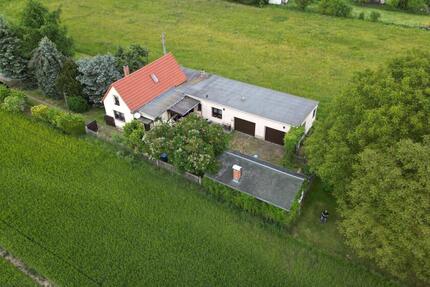 Sommeridyll: abseits gelegenes Einfamilienhaus mit großem Grundstück - Haus Großeutersdorf | Angebot:27070204