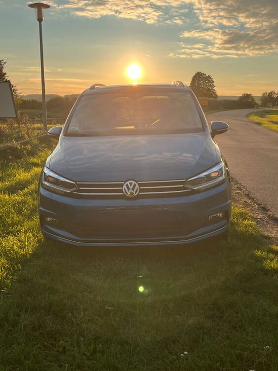 VW Touran 115.452 km 23.500 € Burgoberbach 91595