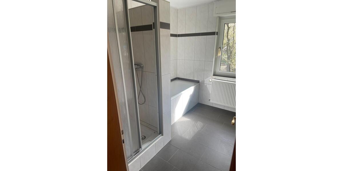 Einfamilienhaus Lengerich - 5 Zimmer, 200 m&sup2;, 1.300&euro; | Angebot:25926277