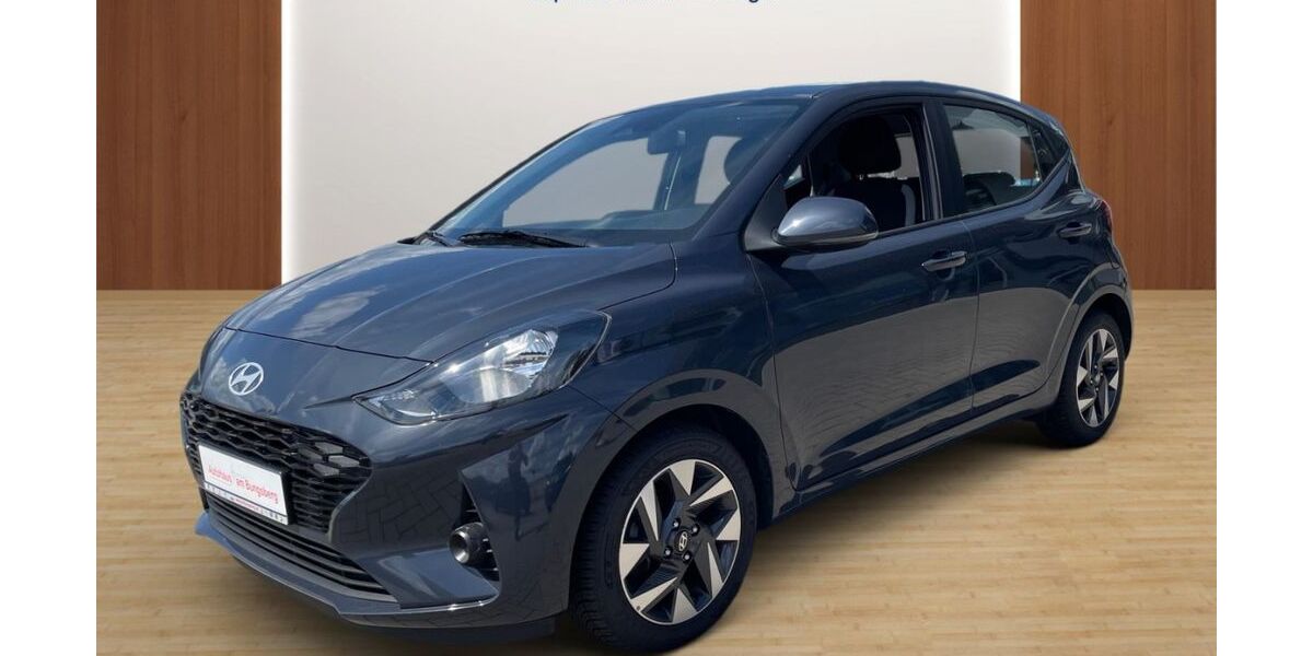 Hyundai i10 13.955 km 17.990 &euro; Oldenburg in Holstein 23758