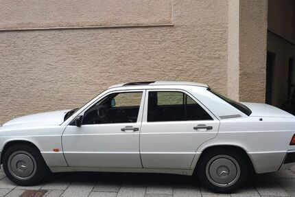 Mercedes 190