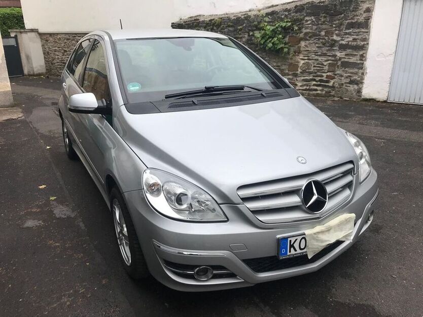 B 200
