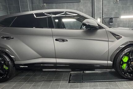 Lamborghini Urus 9.999 km 290.000 &euro; Berlin 12524