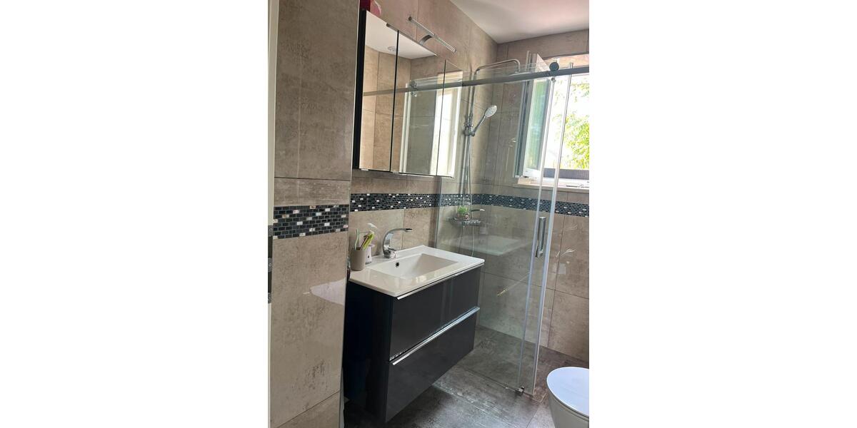 Doppelhaushälfte Weiden in der Oberpfalz - 8 Zimmer, 150 m&sup2;, 390.000&euro; | Angebot:27258973