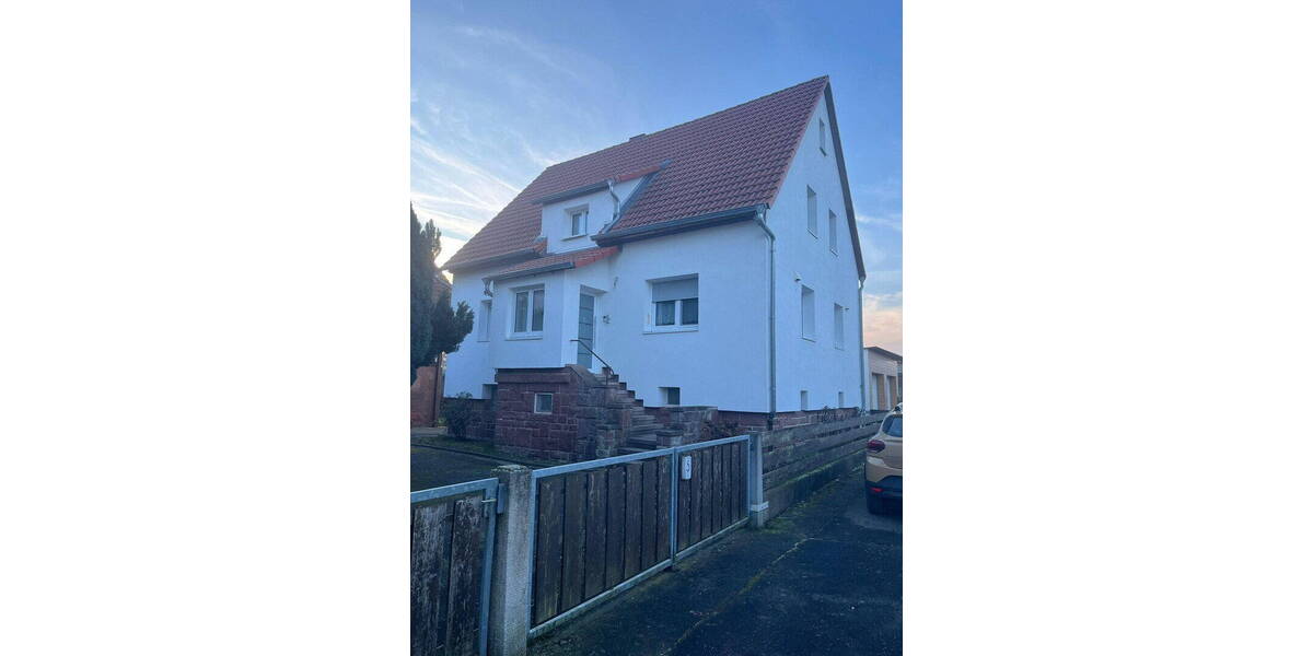 Einfamilienhaus Kirchhain Niederwald - 6 Zimmer, 137 m&sup2;, 365.000&euro; | Angebot:26402117