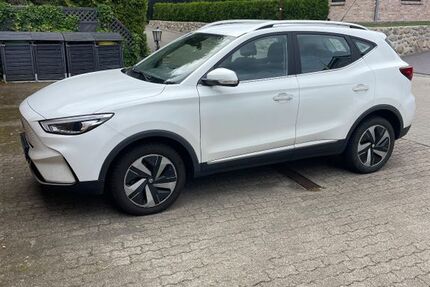 MG ZS 63.000 km 14.999 &euro; Oeversee 24988