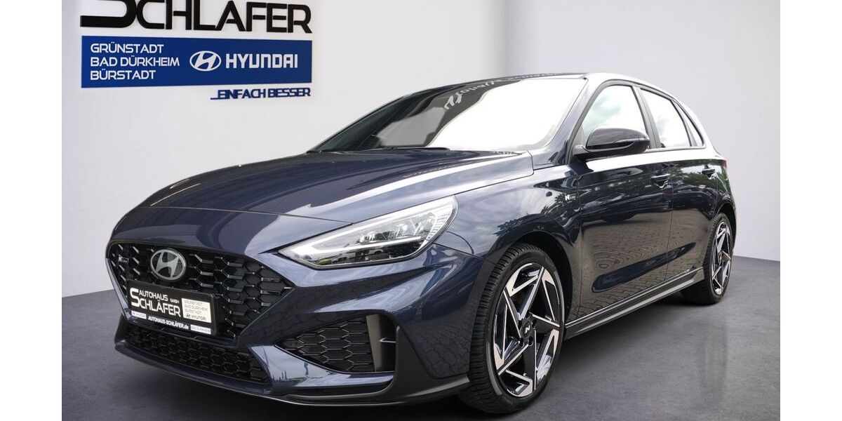 Hyundai i30 17.814 km 24.480 &euro; Bad Dürkheim 67098