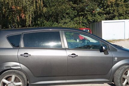 Toyota Corolla 294.600 km 1.800 &euro; Mamming 94437