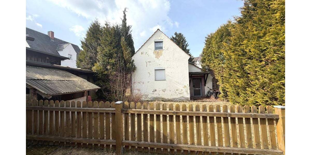 Einfamilienhaus Selb - 2 Zimmer, 80 m&sup2;, 65.000&euro; | Angebot:26305776