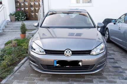 VW Golf 123.200 km 9.990 &euro; Konstanz 78464