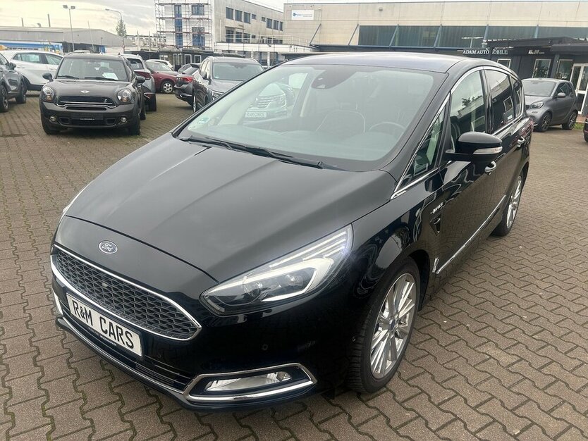 Ford S-Max 2.0 TDCI Vignale/7 Sitze/Autom.Panorama AHK 89.277 km 24.999 € Frankfurt 60386