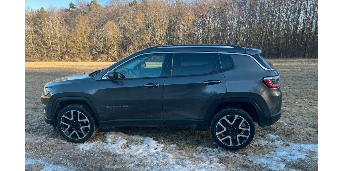 Jeep Compass 84.000 km 16.800 &euro; Jena 07749