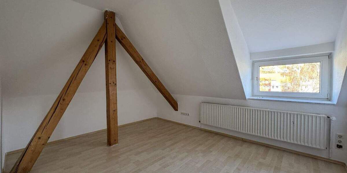 Etagenwohnung Bad Salzdetfurth - 4 Zimmer, 90 m&sup2;, 780&euro; | Angebot:25779504