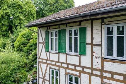 Haus zum Kaufen in Wuppertal 750.000 € 181.85 m²