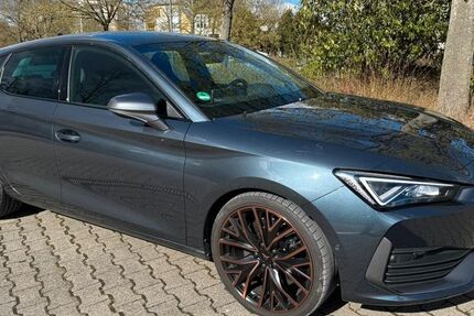 Cupra Leon 29.600 km 27.800 &euro; Schwäbisch Hall 74523