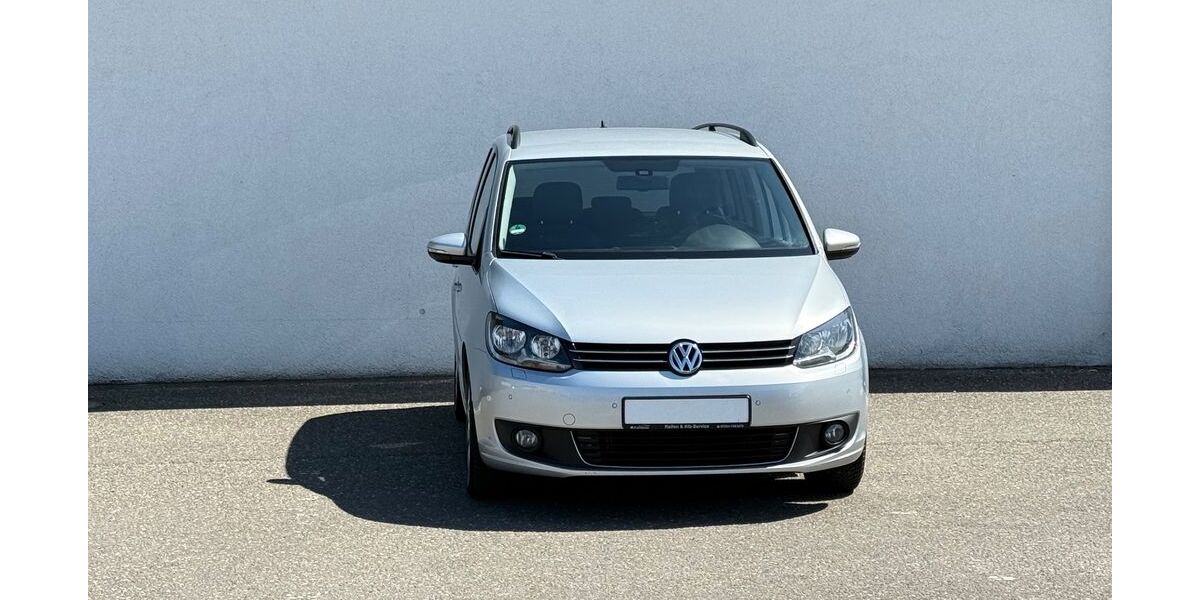 VW Touran 150.000 km 8.499 &euro; Kandel 76870