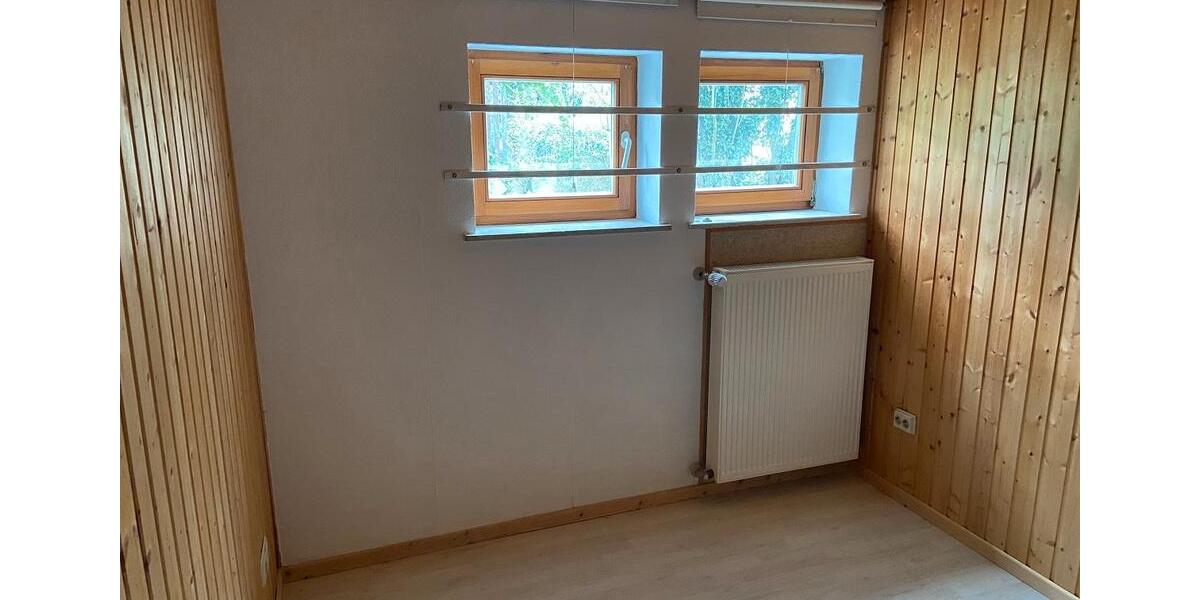 Einfamilienhaus Idstein - 3 Zimmer, 130 m&sup2;, 1.300&euro; | Angebot:26115613