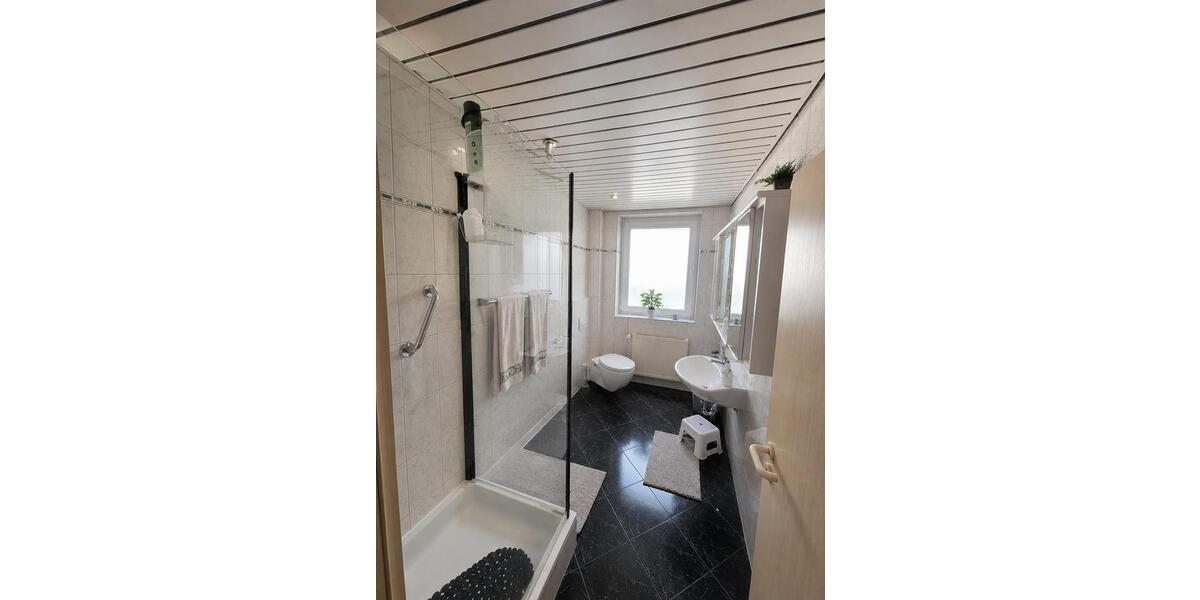Bungalow Cottbus Merzdorf - 3 Zimmer, 80 m&sup2;, 335.000&euro; | Angebot:27130399