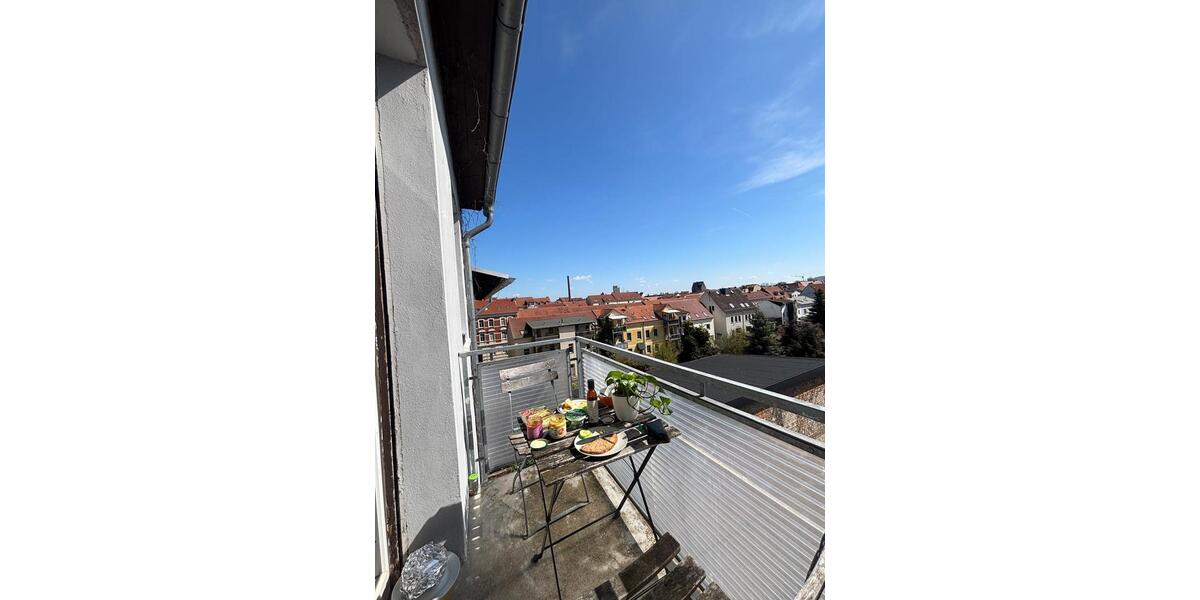 Etagenwohnung Stendal - 14 Zimmer, 122 m&sup2;, 80&euro; | Angebot:26680672