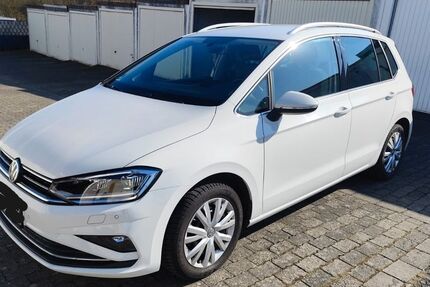 VW Golf Sportsvan 21.299 km 18.290 &euro; Wetzlar 35576