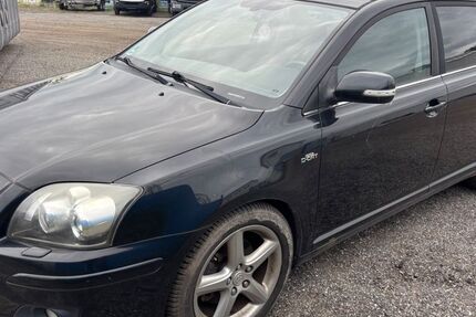 Toyota Avensis 270.000 km 1.990 &euro; Hamburg 22113