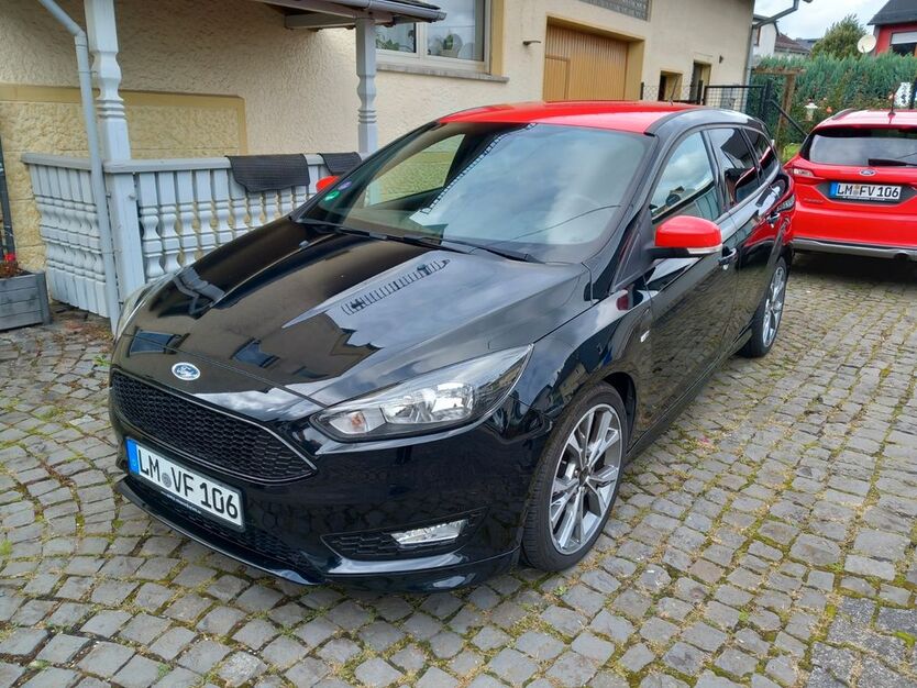 Ford Focus 71.000 km 15.900 € Dornburg 65599