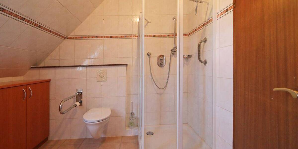 Einfamilienhaus Vechta / Langförden Calveslage - 5 Zimmer, 165 m&sup2;, 1.000&euro; | Angebot:26805716