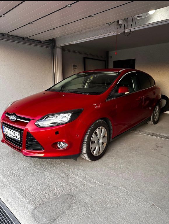 Ford Focus 185.000 km 5.499 € Hüfingen 78183
